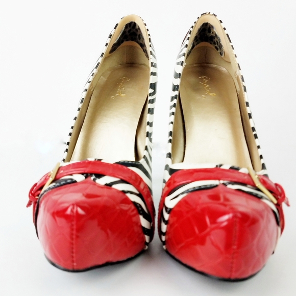 Pin Up Rockabilly Stilettos 5" High Heels by Qupid - Picture 2 of 8